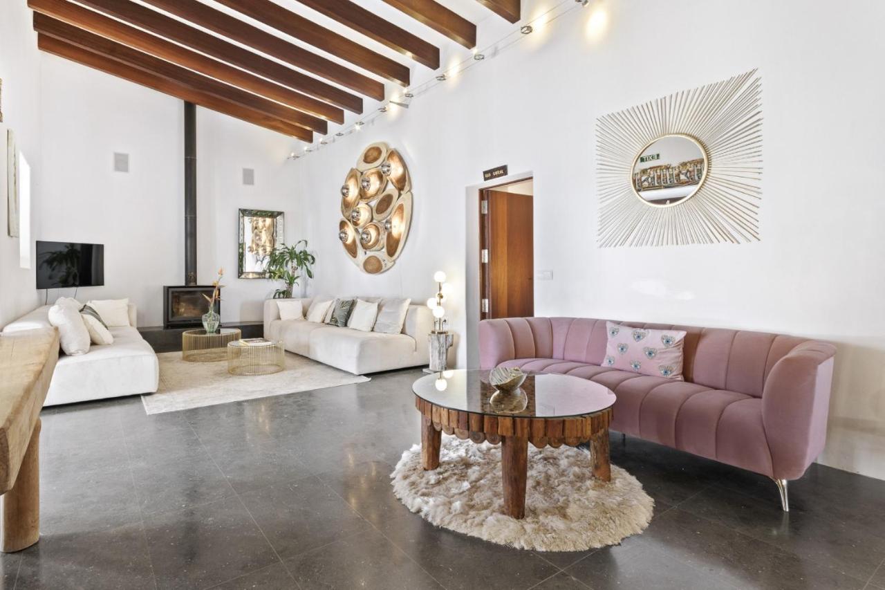 Villa Ravishing Ibiza Cel Blau 9 Bedrooms Private Pool Beautiful Country Views Santa Eulalia